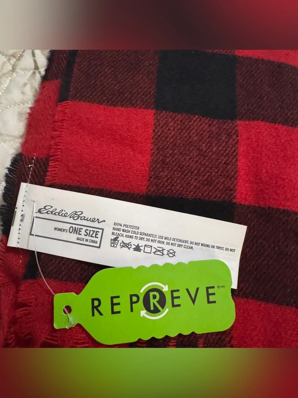Eddie Bauer Red & Black Buffalo Plaid Fringed ScarfNew With Tags (NWT)